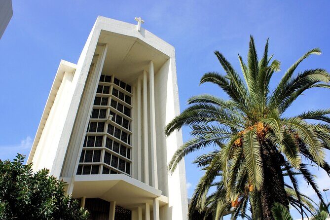Casablanca Guided Tour with professional guide and lux vehicle - Frequently Asked Questions