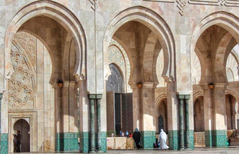 Casablanca: Hassan II Mosque and Jewish Museum Guided Tour - Key Points