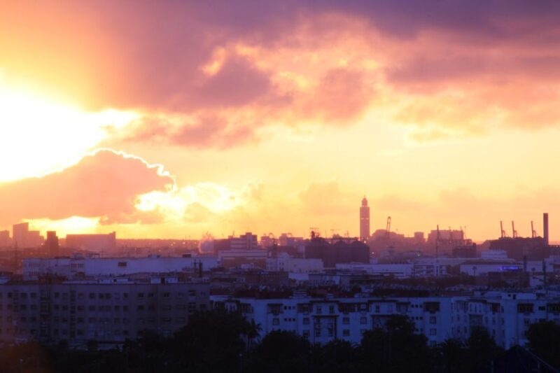 Casablanca: Private Walking Tour with a Local - Key Points
