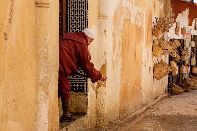 Casablanca to Fez Private Guided Day Trip with lunch - Frequently Asked Questions