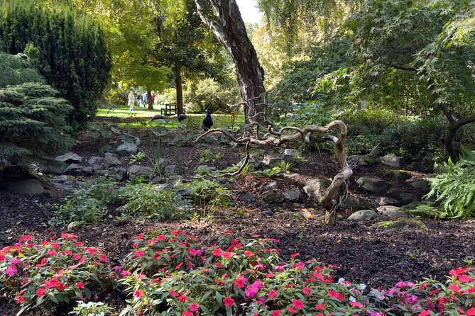 Casual Local Haunts Private Tour of Victoria, BC - Key Points
