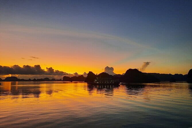 Cat Ba: Sunset & Bioluminescent Kayaking on Lan Ha Bay - Practical Considerations