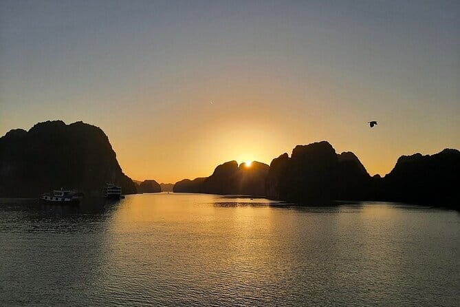 Cat Ba: Sunset & Bioluminescent Kayaking on Lan Ha Bay - The Sum Up