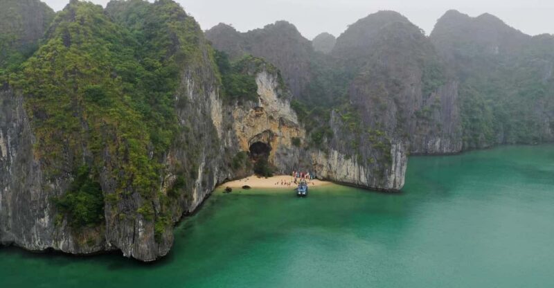 Cat Ba_SUP/Trekking conquering Cat Ba Forest and Lan Ha Bay - Introduction