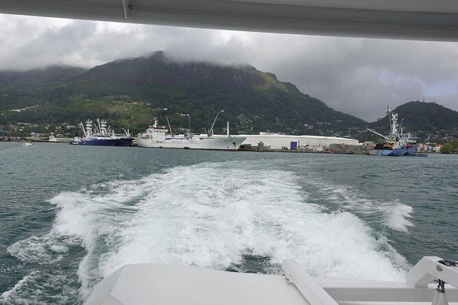 Cat Cocos: Mahe to Praslin Island Fast Ferry - Key Points