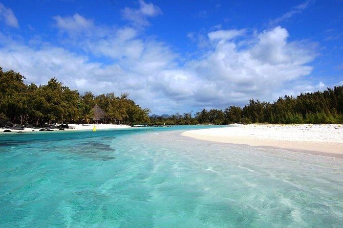 Catamaran Cruise: Isle aux Cerfs, Including BBQ Lunch, in Mauritius - Review Highlights from Travelers