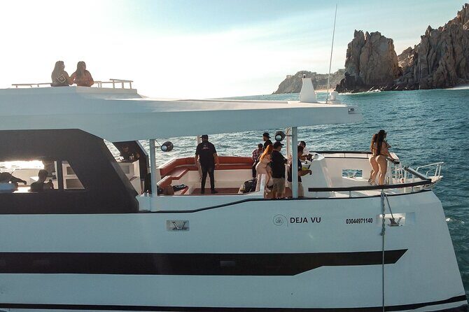 Catamaran - Luxury Private Tour - The Experience at a Glance