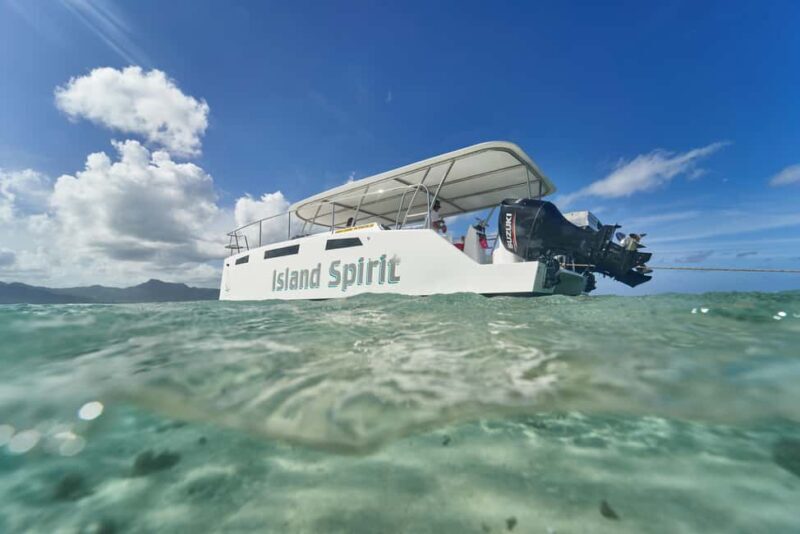 Catamaran Mauritius: South East 5 Islands Catamaran Cruises - What You Can Expect From This Mauritius Catamaran Experience