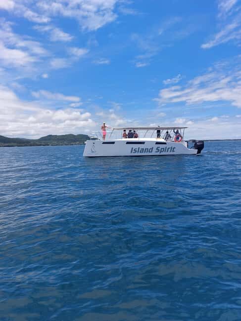 Catamaran Mauritius: South East 5 Islands Catamaran Cruises - FAQ