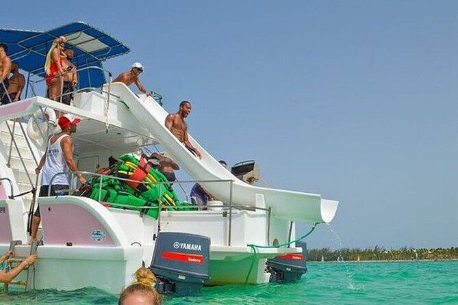 Catamaran Party in Punta Cana with Unlimited Drinks - Key Points