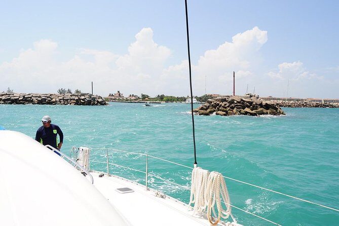 Catamaran Sail and Snorkeling Tour with Open Bar in Puerto Morelos - Common Drawbacks and Tips