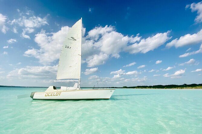 Catamaran Sailboat Bacalar Excursions - A Detailed Look at the Catamaran Sailboat Bacalar Excursions
