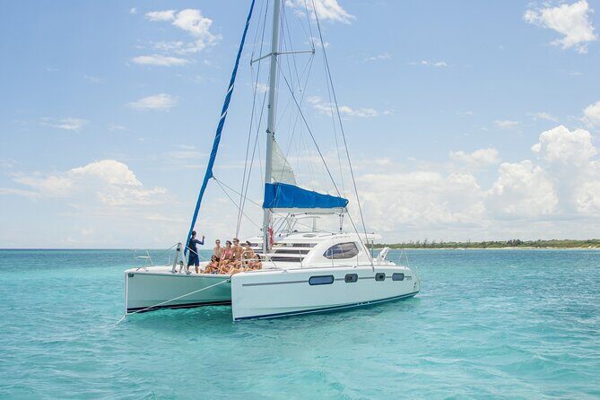 Catamaran Sailing and Snorkel Tour - Key Points