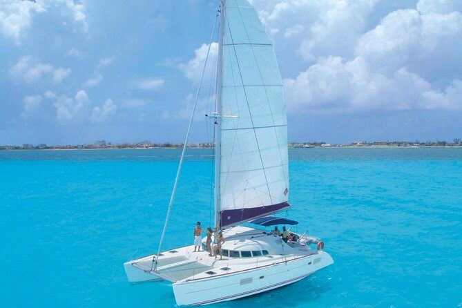 Catamaran Sailing to isla mujeres open bar included - Who This Tour Is Best For