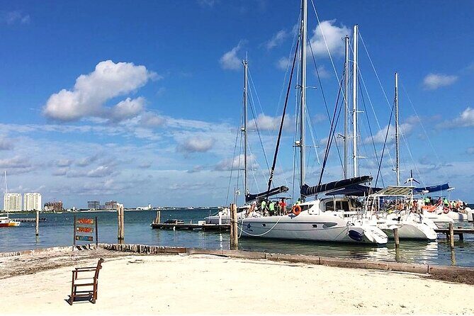 Catamaran to Isla Mujeres, Open bar, buffet, Beach Club Included - FAQ