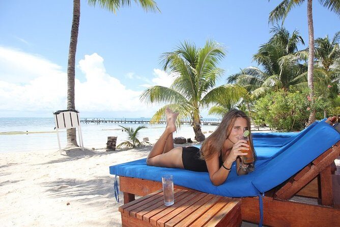 Catamaran tour to Isla Mujeres with snorkeling, open bar - The Sum Up