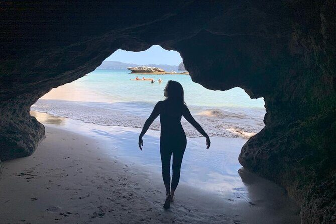Cathedral Cove and Hot Water Beach Scenic Day Tour from Auckland - FAQ