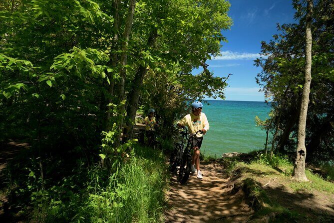 Cave Point E - Bike Tour - FAQ