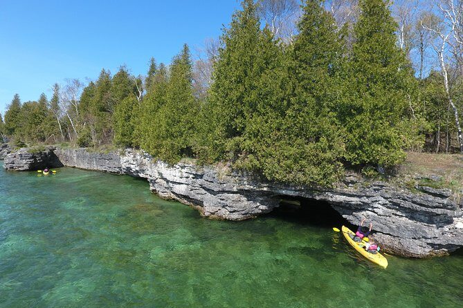 Cave Point Kayak Tour - FAQ