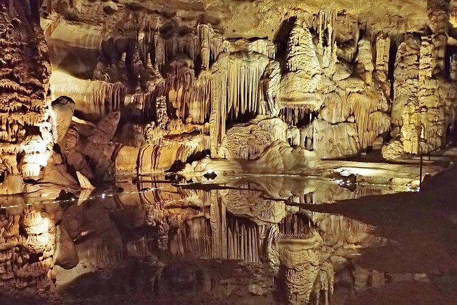 Cave Without a Name Admission Ticket with Guided Cavern Tour - Key Points