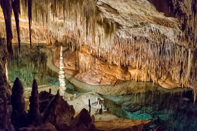 Cayman Crystal Caves & Pedro St James Castle or Botanical Garden - A Closer Look at the Itinerary