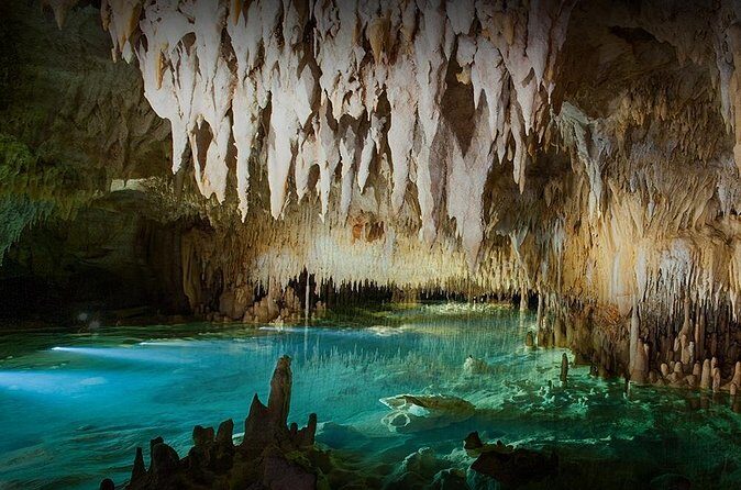 Cayman Crystal Caves & Pedro St James Castle or Botanical Garden - FAQs