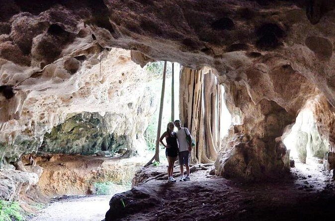 Cayman Crystal Caves Tour in Grand Cayman - Who Should Consider This Tour?