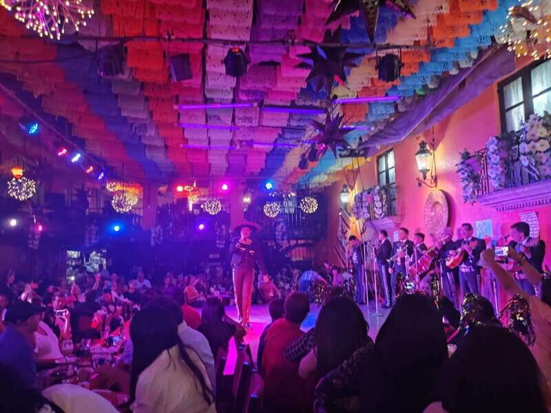 CDMX: Garibaldi Copa Show - An In-Depth Look at the Experience