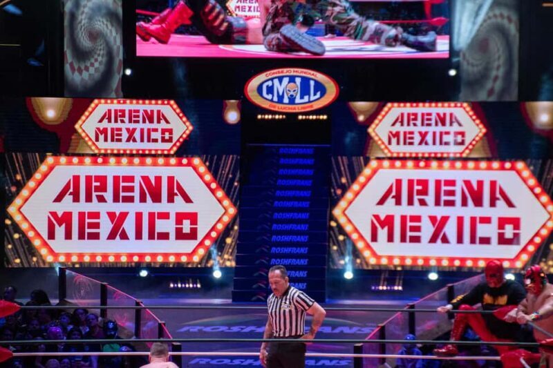 CDMX: Mexican nightlife with shots and wrestling - Who Will Enjoy This Experience?