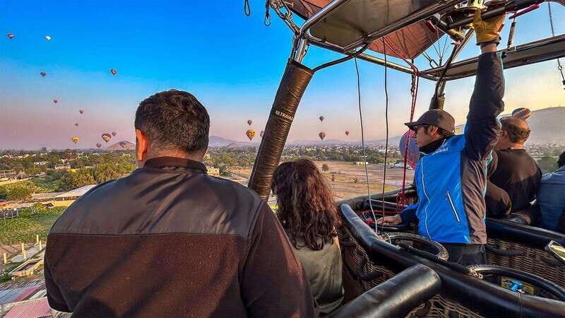 CDMX: Teotihuacan Balloon Flight with Optional Pyramids Tour - The Balloon Experience: What It Feels Like