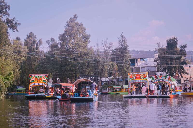 CDMX: Tour of Xochimilco and Coyoacán with option to visit the Frida Kahlo Museum - Who Should Consider This Tour?