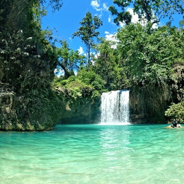 Cebu: Moalboal - Kawasan Day Tour with Badian Canyoneering - Why This Tour Works Well