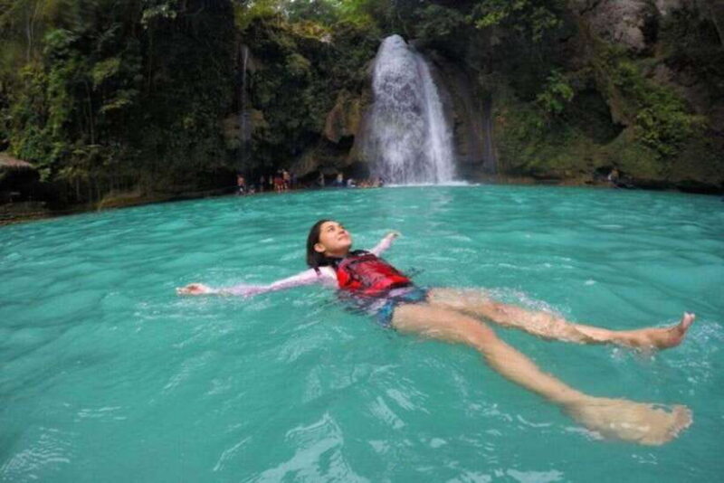 Cebu: Pescador Island, Sardines run and Kawasan Canyoneering - Key Points