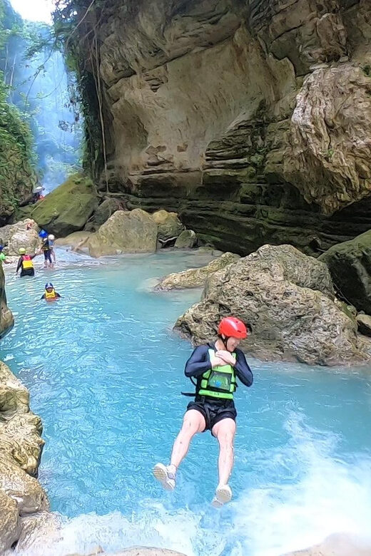 Cebu: Pescador Island, Sardines run and Kawasan Canyoneering - FAQ