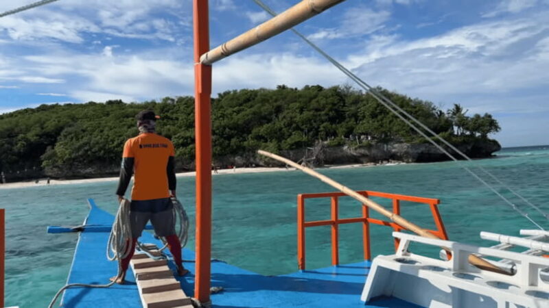 Cebu:Oslob Whales,Sumilon Island & Inambakan Falls Adventure - FAQ