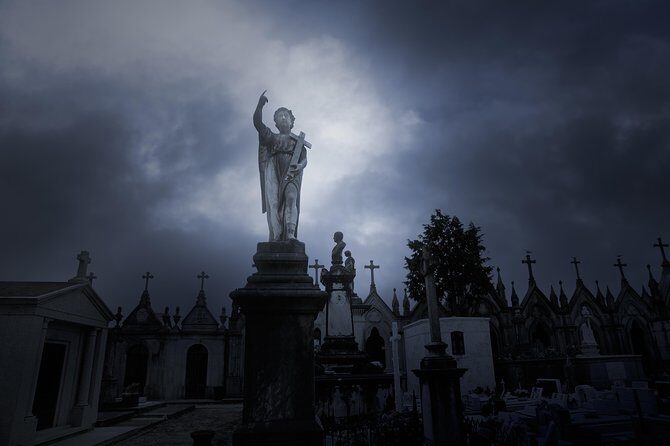 Cemetery and Ghost BYOB Bus Tour in New Orleans - The Itinerary Breakdown