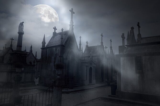 Cemetery and Ghost BYOB Bus Tour in New Orleans - Who Should Consider This Tour?