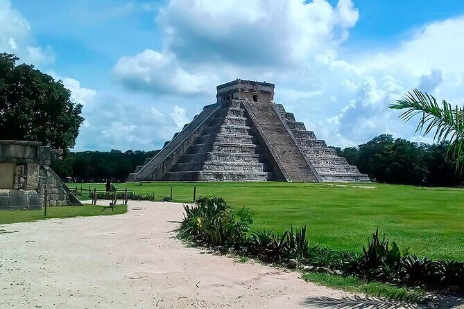 Cenote Hubiku & Ikkil Swim and Chichen Itza Tour from Tulum City - The Experience: Pros and Cons