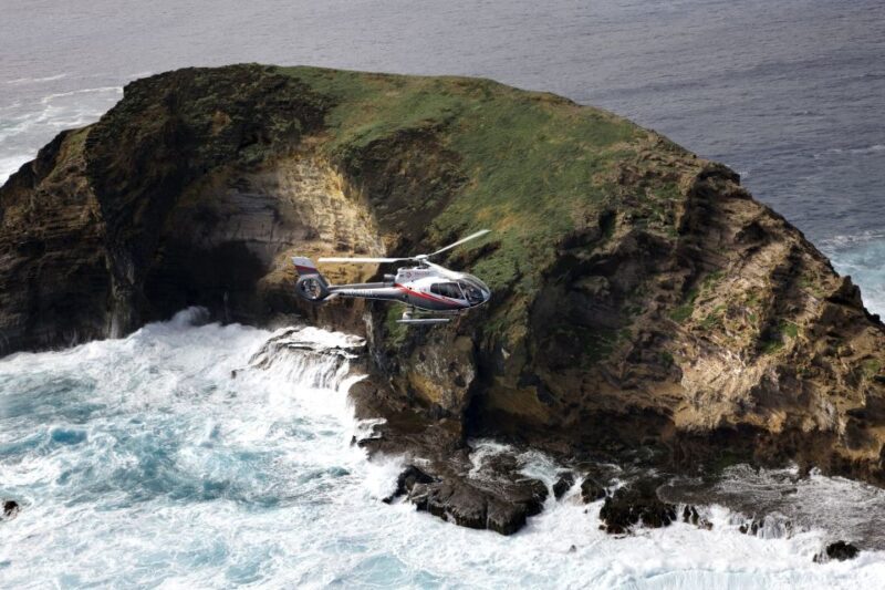 Central Maui: Two-Island Scenic Helicopter Flight to Molokai - An Overview of the Scenic Flight Experience