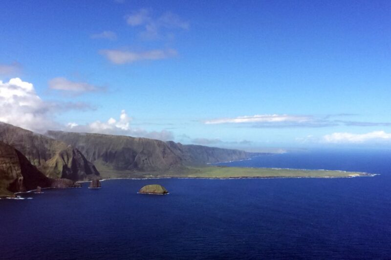 Central Maui: Two-Island Scenic Helicopter Flight to Molokai - The Sum Up