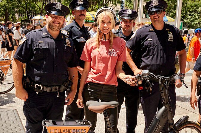 Central Park Bike Tour  Explore in Comfort on Dutch Bikes! - Who Should Consider This Tour?