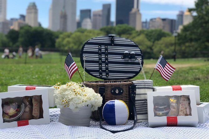 Central Park Picnic with Full Day Bike Rental - Who Should Consider This Tour?