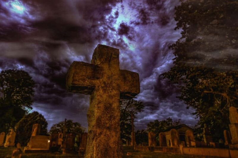 Chains, Coffins, & Curses: Charlottesville Ghost Tours - Key Points