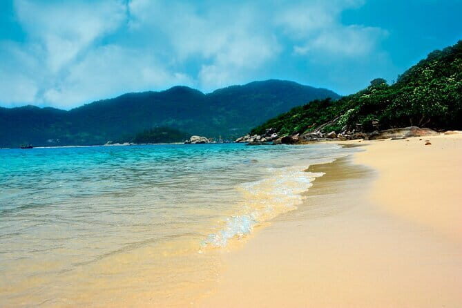 Cham island snorkeling tour - FAQs