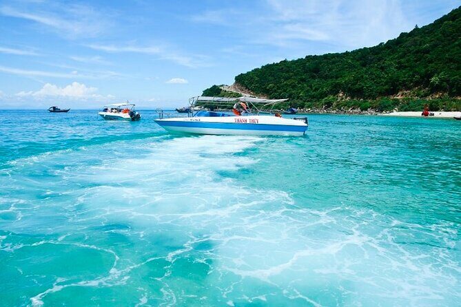 Cham Island Snorkeling Tour- Group Tour - Starting the Day: Comfortable Pickup and Transit