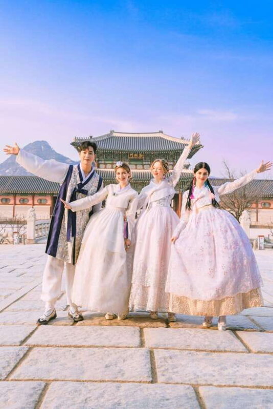 Changdeokgung Hanbok Experience at hanboknam - Key Points