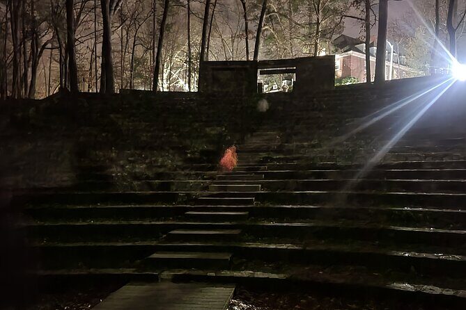 Chapel Hill Ghost Walk - What to Expect on the Chapel Hill Ghost Walk