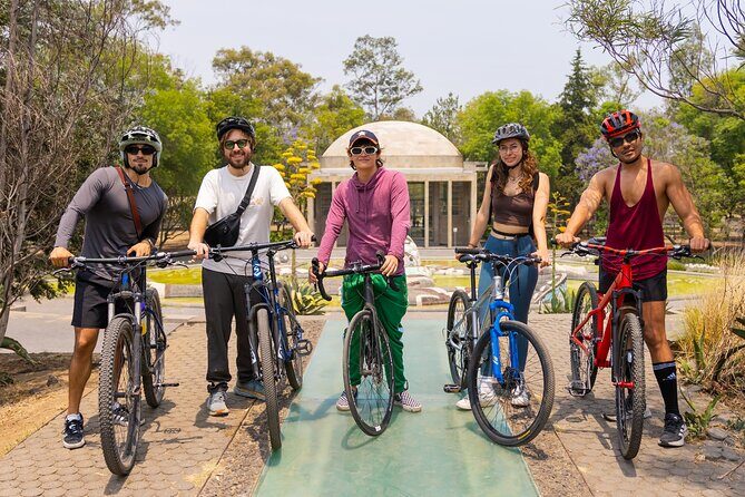 Chapultepec Castle or Anthropology Museum bike tour - Key Points