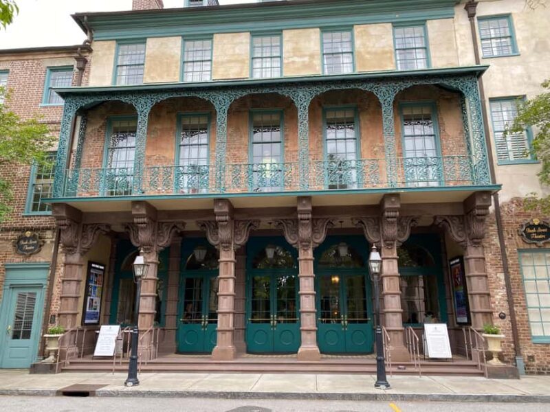 Charleston: Beauty & Tragedy Historic Walking Tour - Exploring Charleston: A Dive into Its Beauty and Tragedy