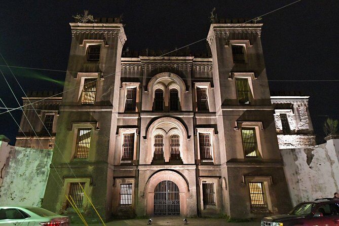 Charleston Haunted Jail Night-Time Walking Tour with Admission to Old City Jail - Introduction: An Unearthly Peek into Charleston’s Darker Past